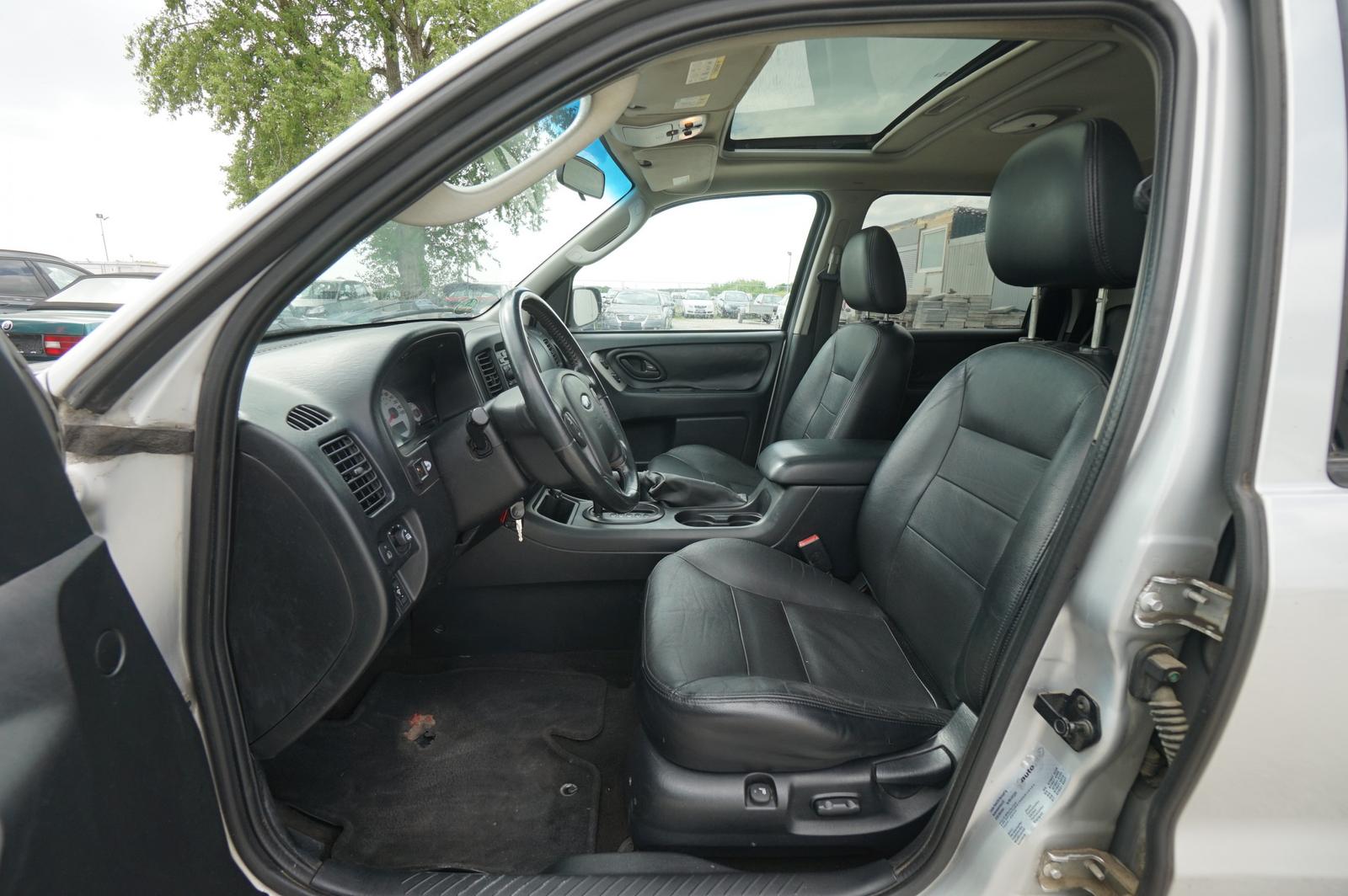 Ford Maverick 2005 — photo 15