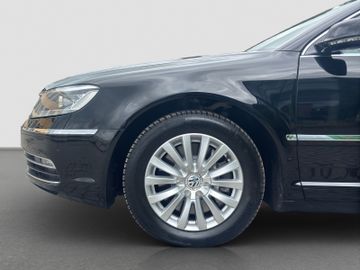 Volkswagen Phaeton - 9