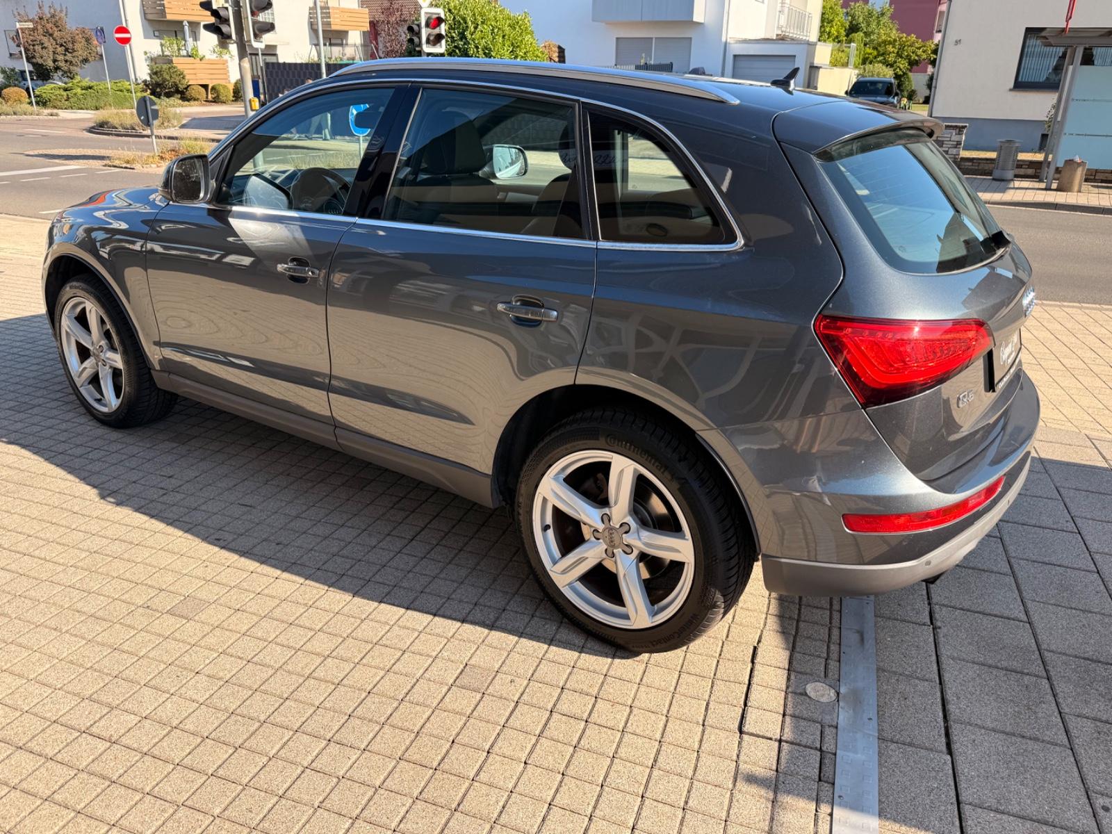 Audi Q5 3.0 TFSI 200 kW quattro,2.HAND,AUTOMATIK,PANO