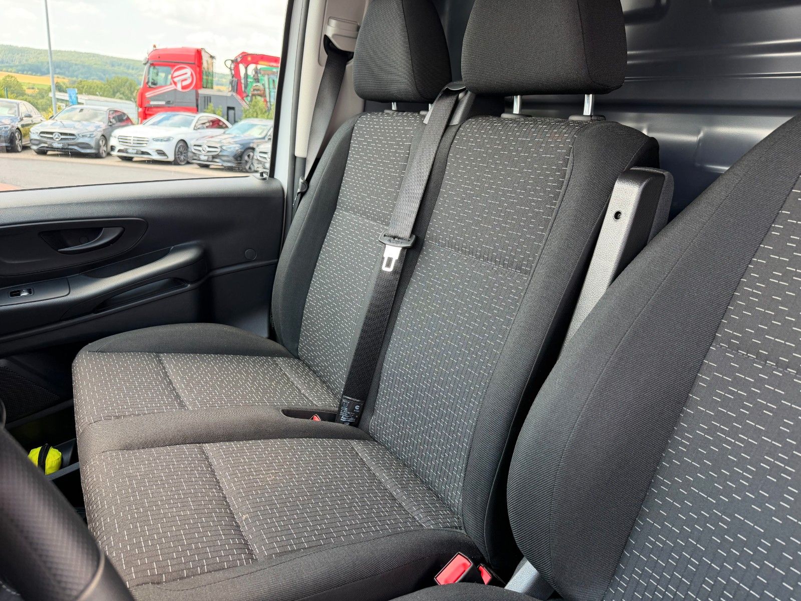 Fahrzeugabbildung Mercedes-Benz Vito 116 CDI 3200 Klima Kamera LED AHK