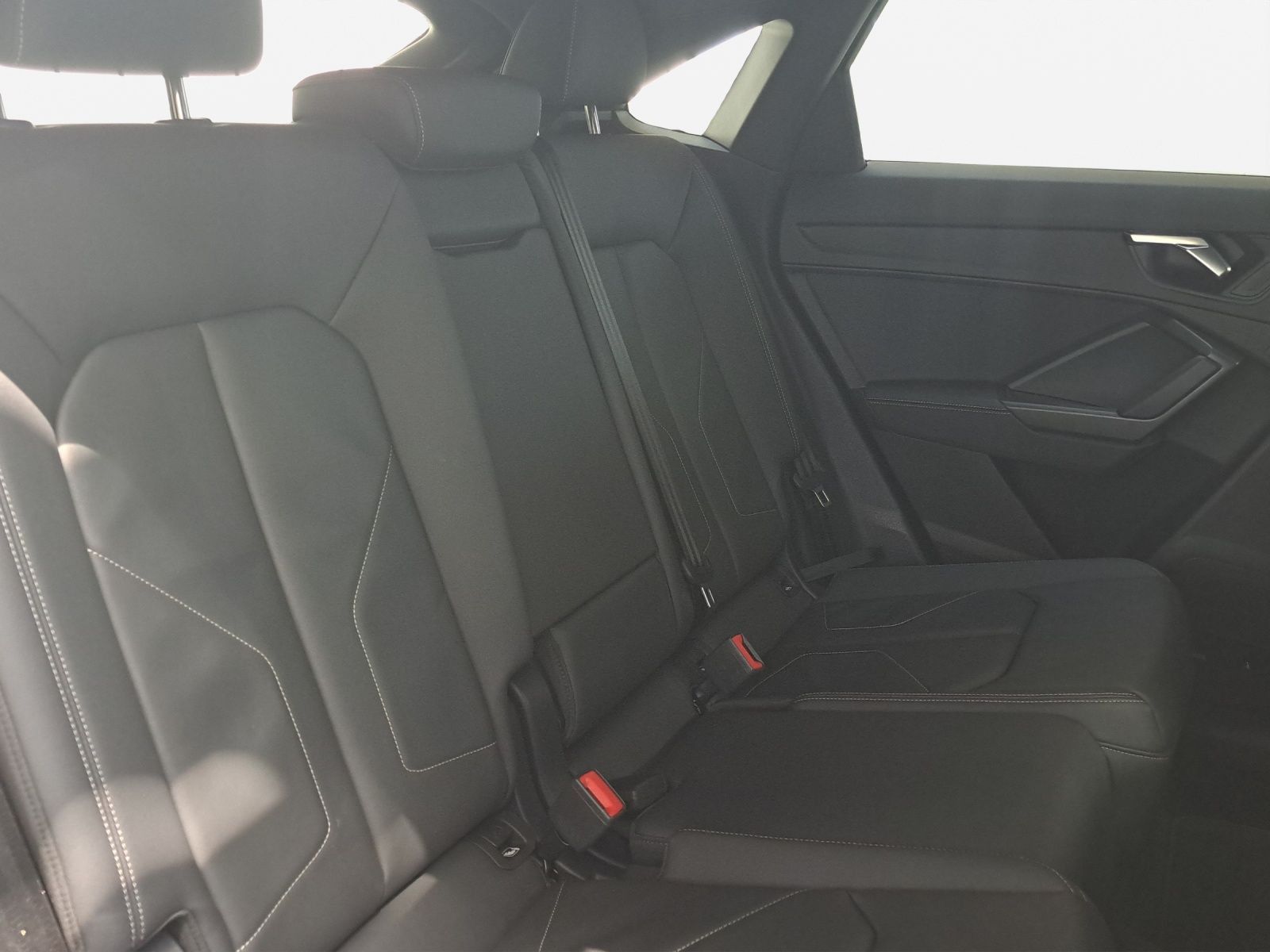 Audi Q3 Sportback 40 TDI qu. S line AHK*MATRIX*ACC foto 16