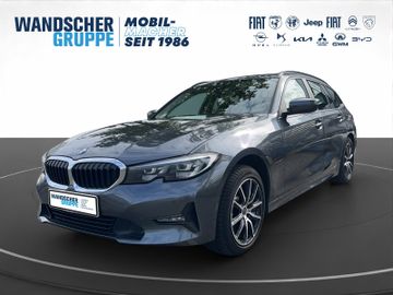 BMW 330e Touring Advantage PHEV