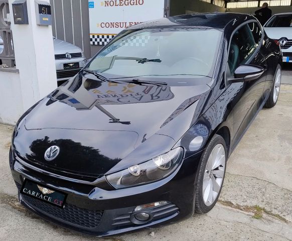 Volkswagen Scirocco 2.0 TSI DSG - 2011