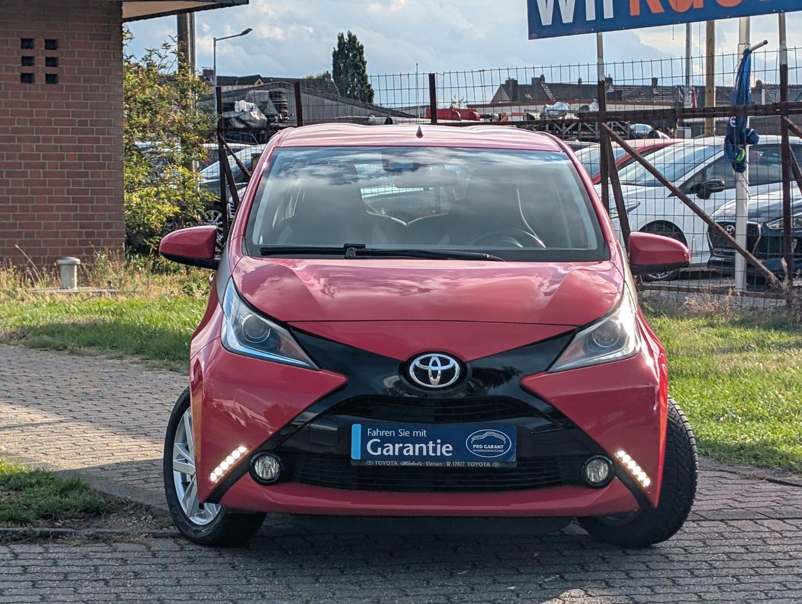 Toyota Aygo AYGO x-play Edition-S*KLIMA*KAMERA*TEMPOMAT