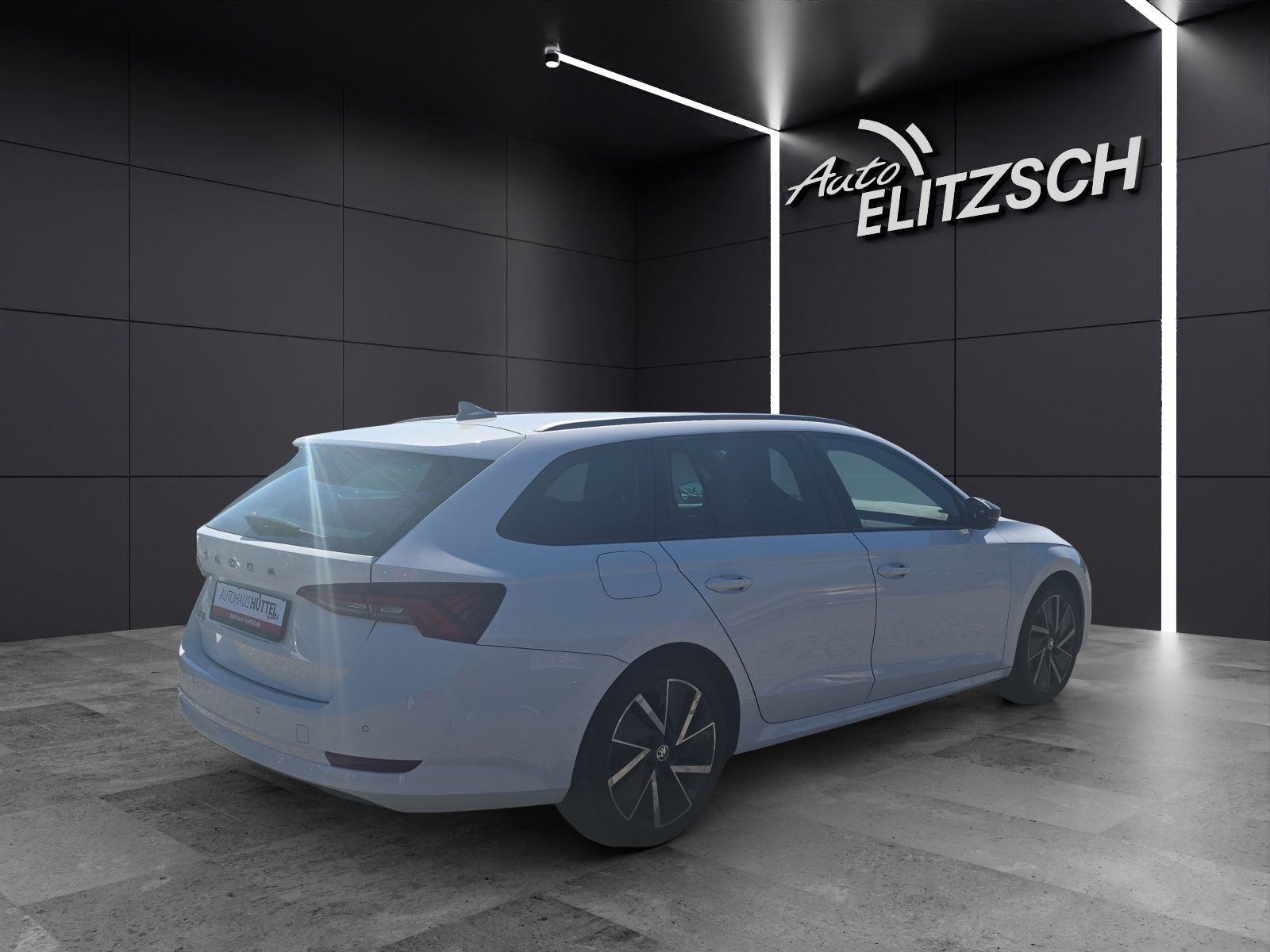 Fahrzeugabbildung SKODA Octavia Combi Style 1.5 TSI Matrix Navi AHK ACC