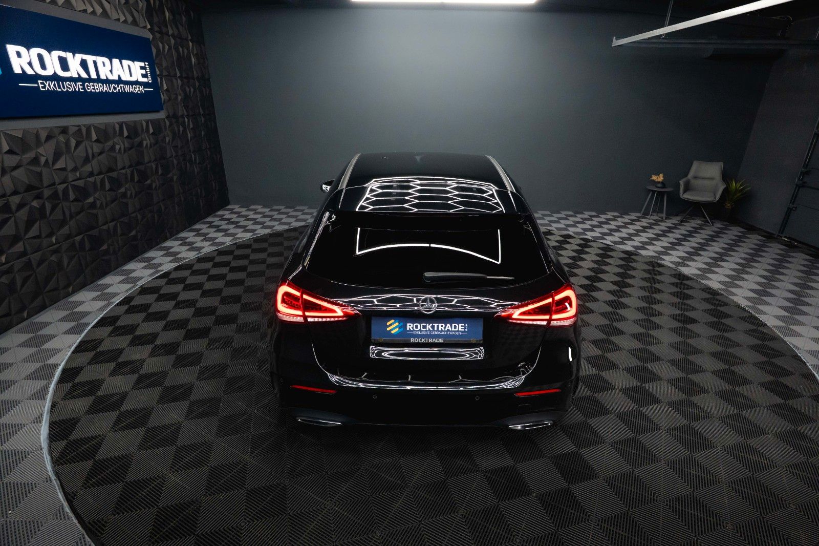 Fahrzeugabbildung Mercedes-Benz A 250 AMG Line Night-Paket *ACC*Head Up*DAB*19%*