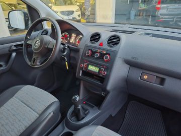 Volkswagen Caddy - 10