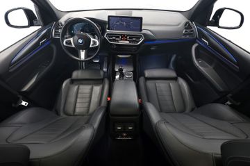 BMW X3 xDrive30d M Sport PANO RFK AHK 20" 1.Hand