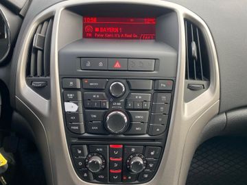 Bild 12 Opel Astra J 1.4T ST*XENON*SHZ*LENKRAD-HZ*TEMPOMAT*1H