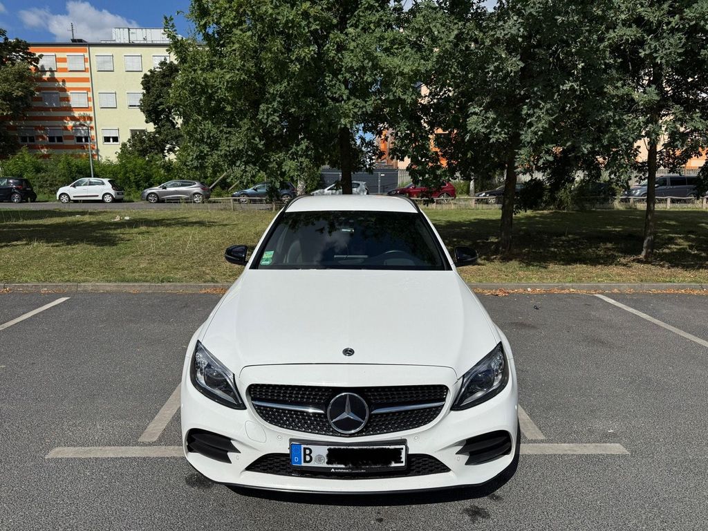 Image of Mercedes-Benz C 300