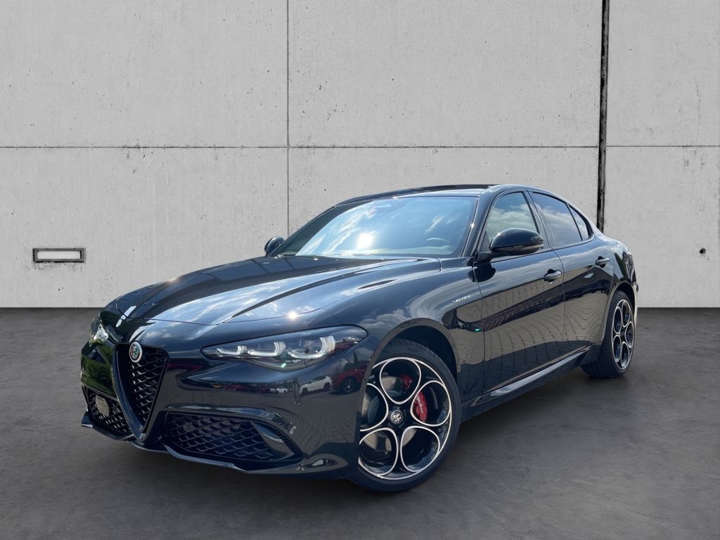 Alfa Romeo Giulia Veloce Q4 2.0 PDC+KAMERA+NAVI+CARPLAY+SHZ