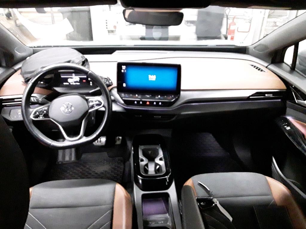 ID.4 Pure Performance Wärmepumpe/360°Kamera/HUD/