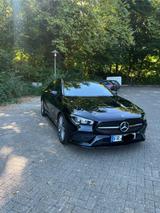 Mercedes-Benz CLA 220 AMG- Line  - Mercedes-Benz CLA 220 mit Benzin-Antrieb