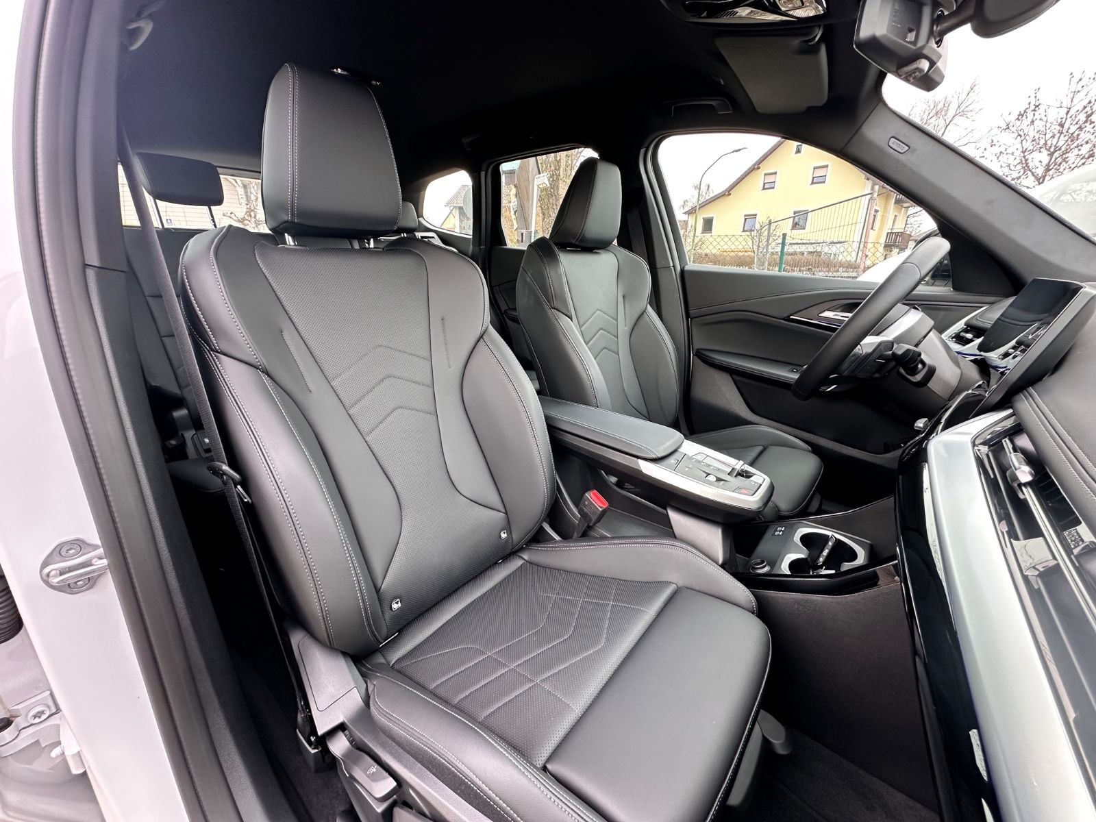 BMW X1 23d xDrive M-Sport Navi AHK ACC Leder foto 19