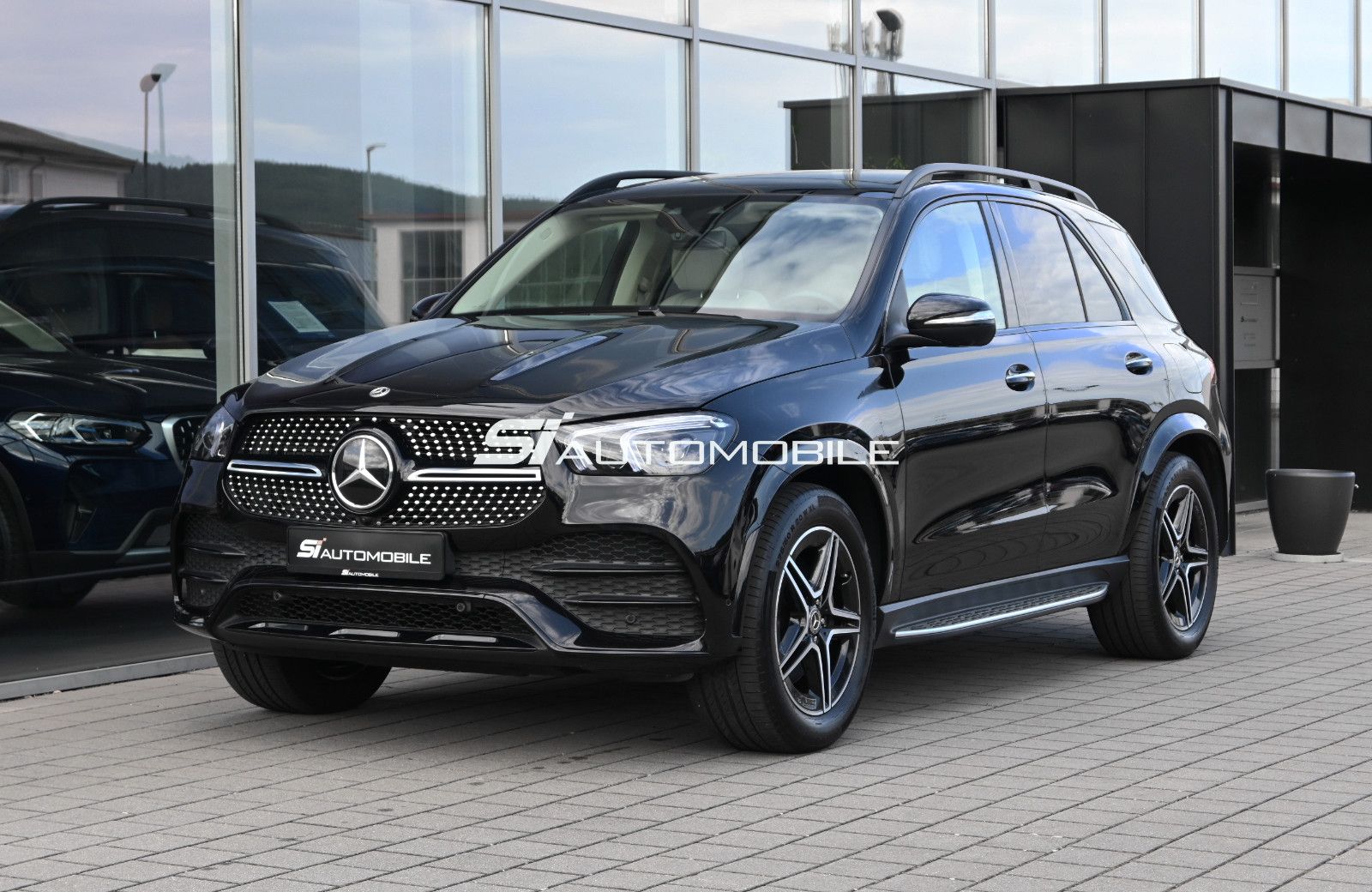 Fahrzeugabbildung Mercedes-Benz GLE 350 de 4MAT. AMG LINE °NIGHT°UVP 110.015€°