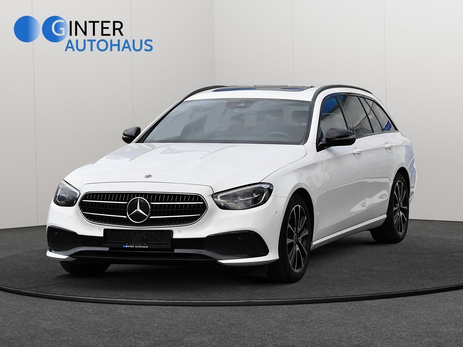 MERCEDES-BENZ E 220 d T-Model Avantgarde*Night-Paket*Kamera*