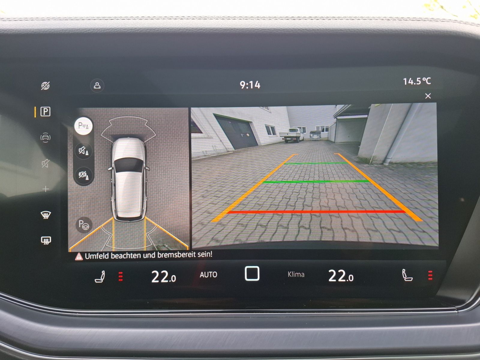Fahrzeugabbildung Volkswagen Touareg R-Line TDI 4M IQ.Light ACC AHK STH PANO