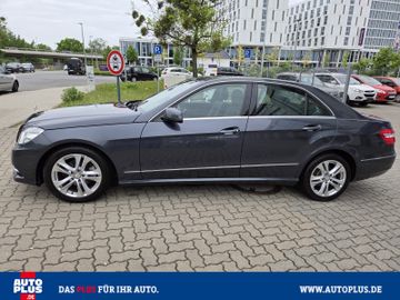 Mercedes E 200 - 3