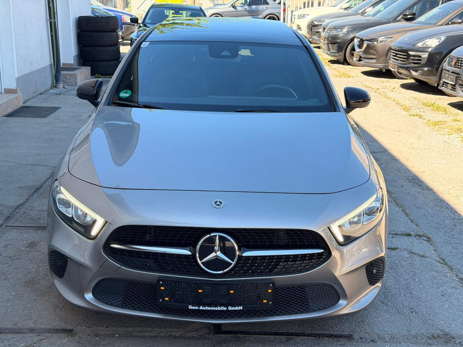 Mercedes-Benz A 250 Lim. /Panorama /Kamera /LED