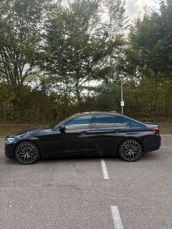 Image of BMW 320