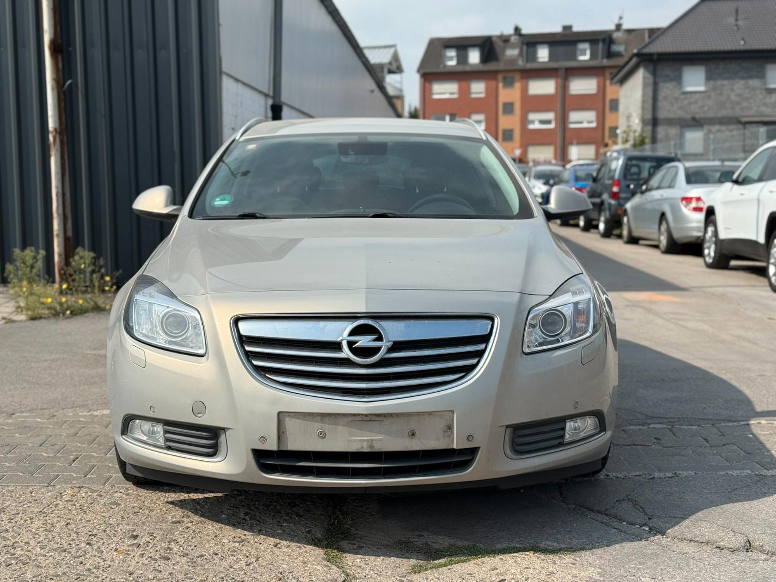 Opel Insignia 2012 — двигун 1.956 cm³, 160 HP (118kW)
