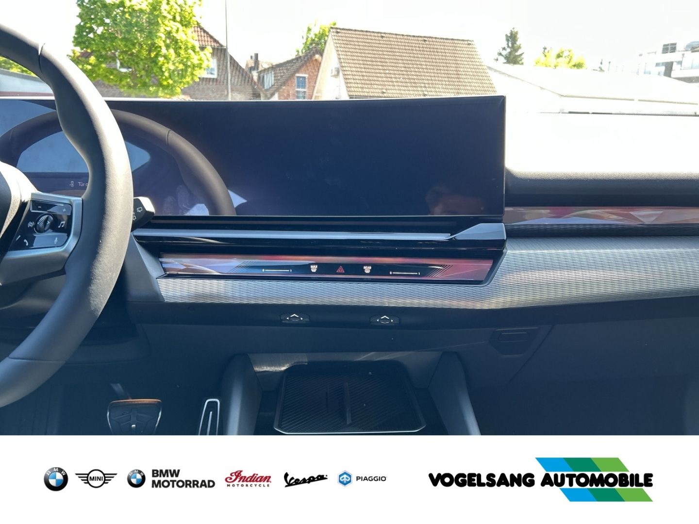 Fahrzeugabbildung BMW i5 40 eDrive M Sport Touring eDrive40 Park-Assis