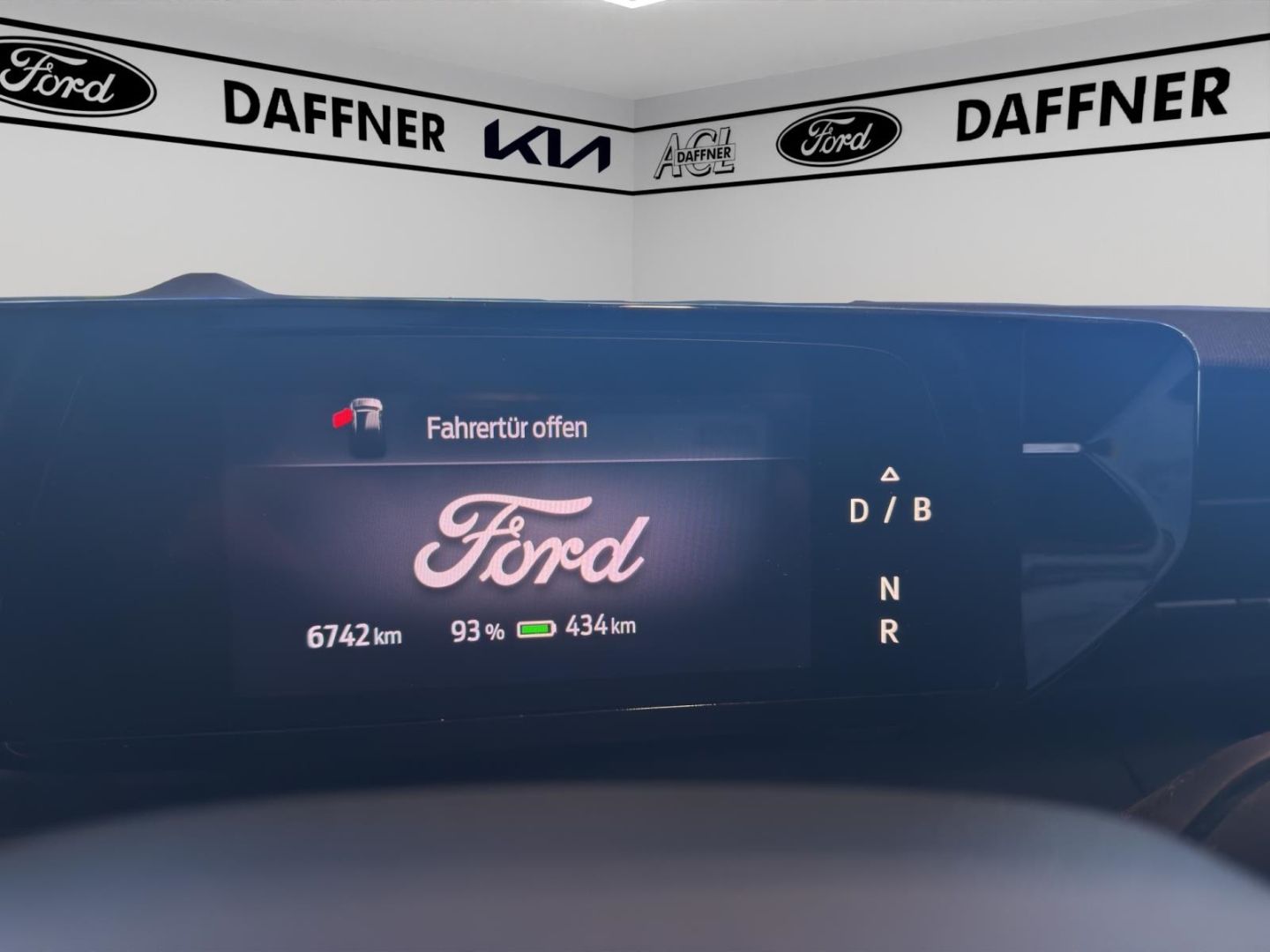 Fahrzeugabbildung Ford Explorer AWD totWinkelASS Kamera SpurhalteASS