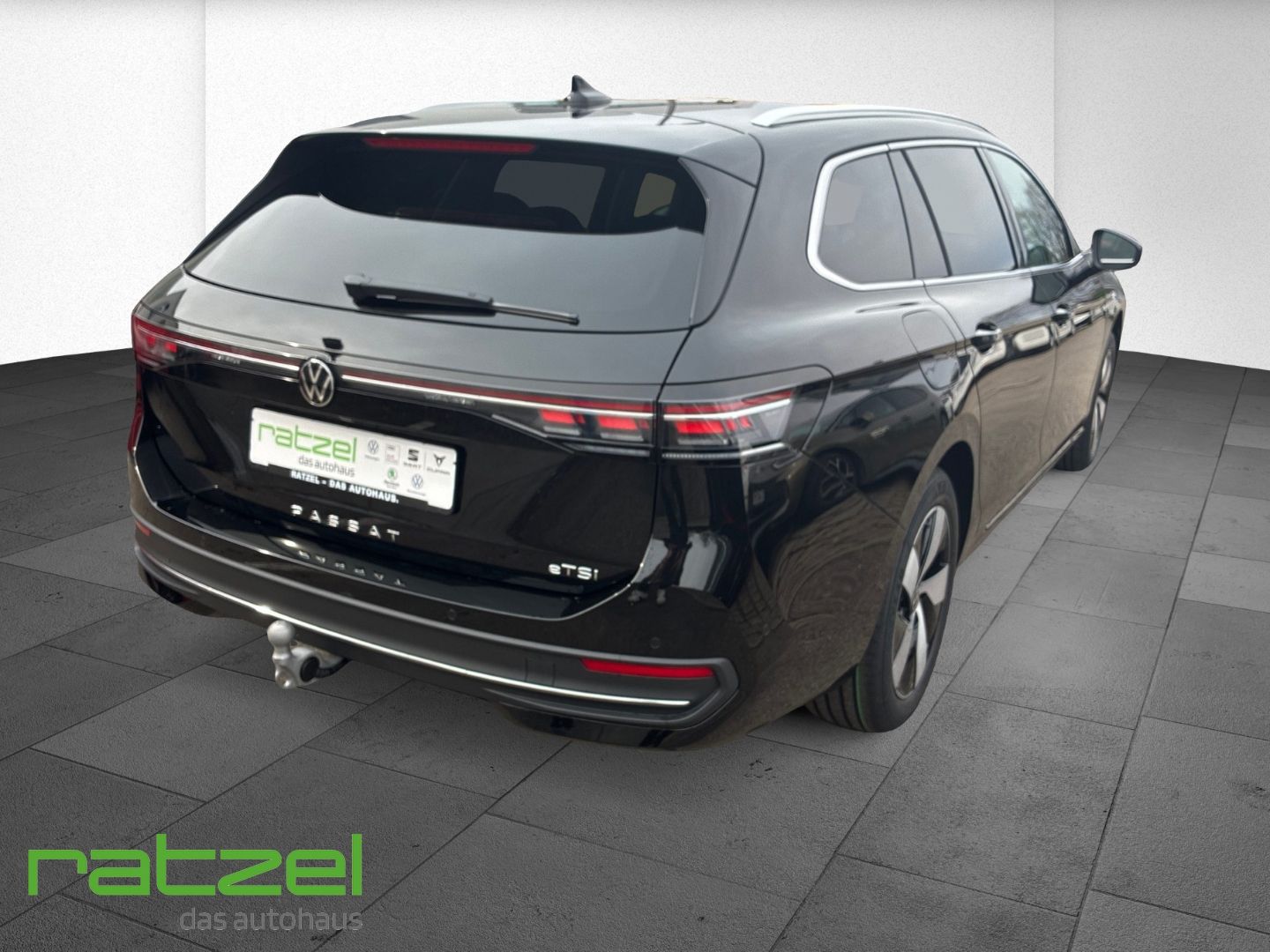 Fahrzeugabbildung Volkswagen Passat BUSINESS 1.5 eTSI +8-fach+LED+360°Kam