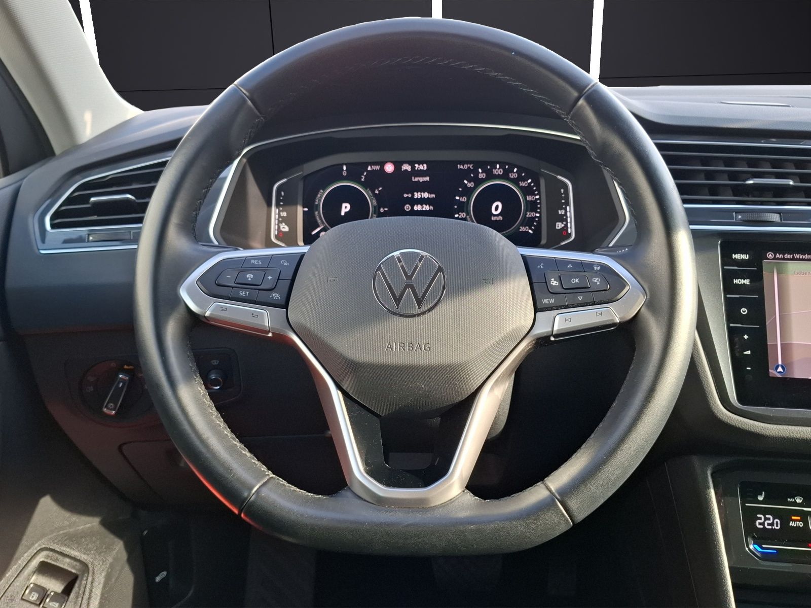 Fahrzeugabbildung Volkswagen Tiguan eHybrid Elegance DSG Matrix AHK Navi AID