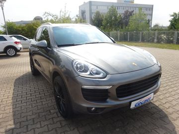 Porsche Cayenne - 12