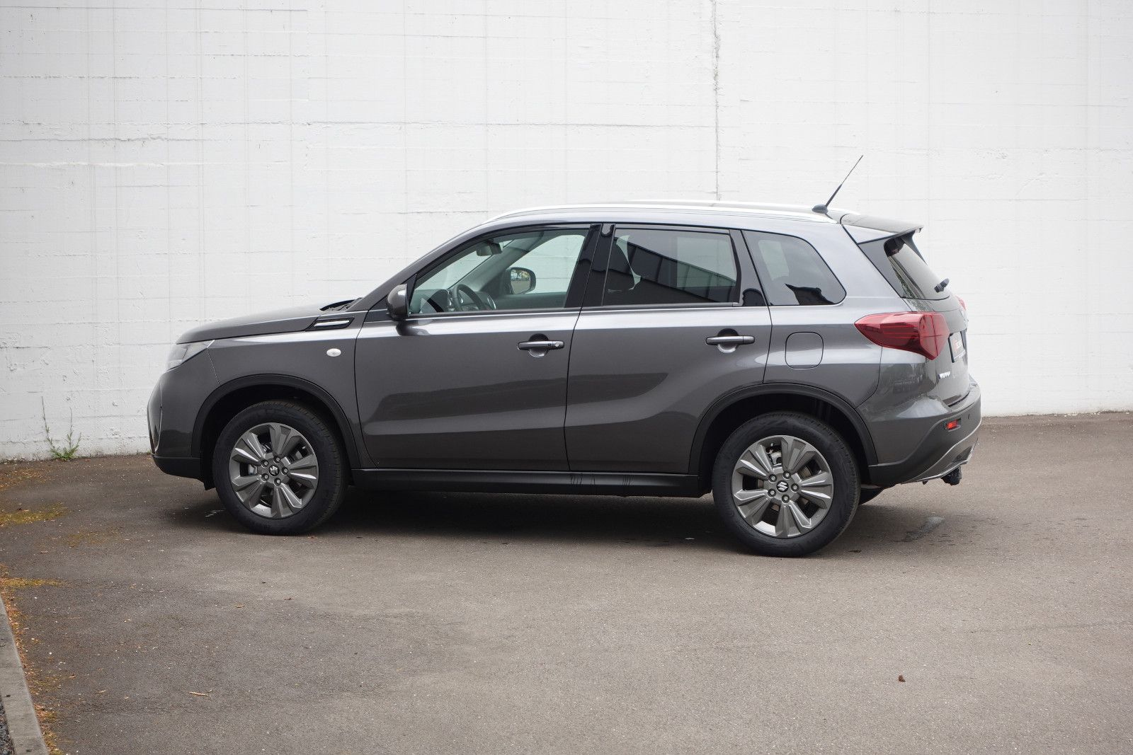 Fahrzeugabbildung Suzuki Vitara 1.4Hybrid Comfort AHK,Navi,SHZ,PD,Kamera
