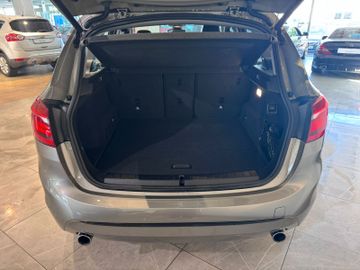 BMW 220 - 8