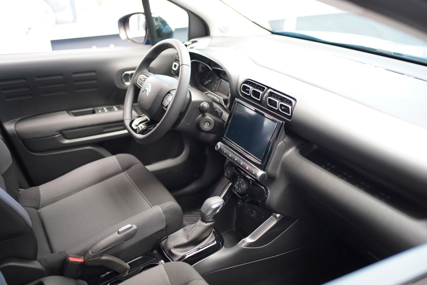 Fahrzeugabbildung Citroën C3 Aircross PureTech 130 EAT6 Plus Automatik Nav
