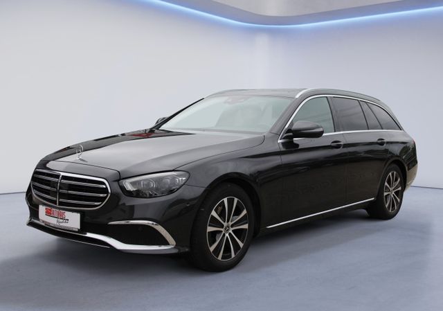MERCEDES-BENZ E 220 d 4Matic/LED/AHK/ DAB/el.Dach/Kamera
