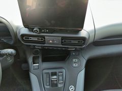 Fahrzeugabbildung Opel Combo Life E GS XL 1.5D AT8 7-Sitzer, Navi