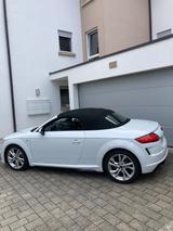 Audi TT 40 TFSI S tronic Roadster S line NAV , SHZ - gebrauchte Audi TT aus dem Jahr 2023