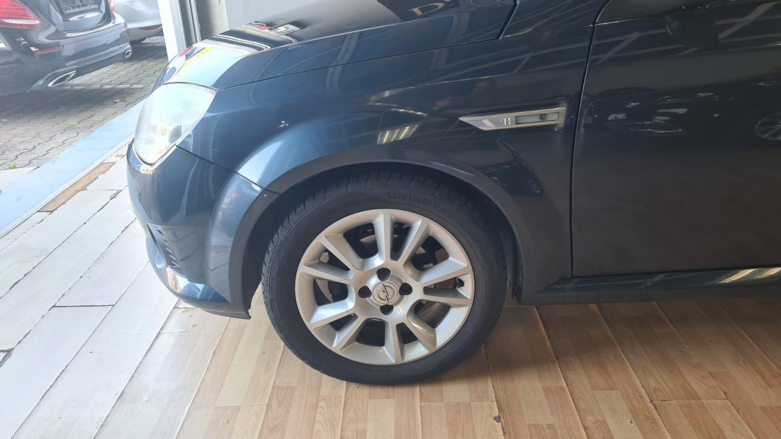 Opel Tigra Twin Top Basis Klima