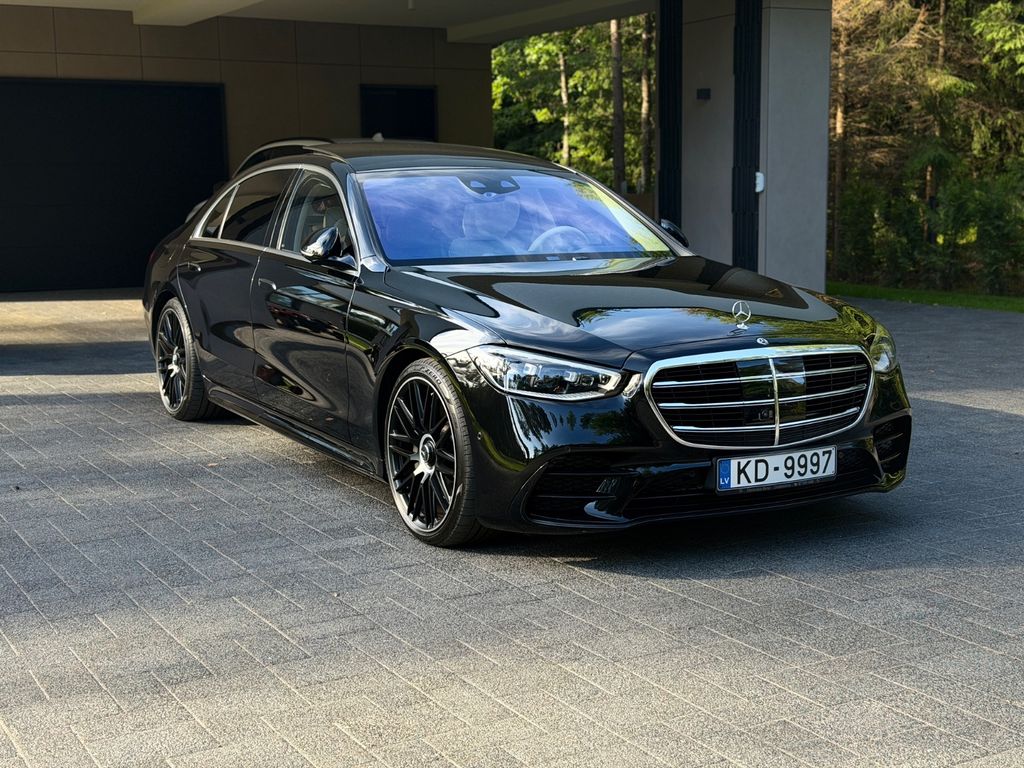 Image of Mercedes-Benz S 400