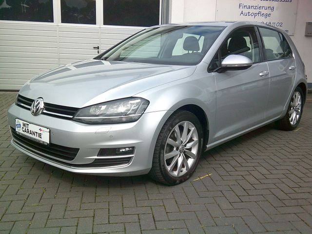 Volkswagen Golf 2.0 TDI DSG BMT Highline XENON,PDC,AHK,SHZ