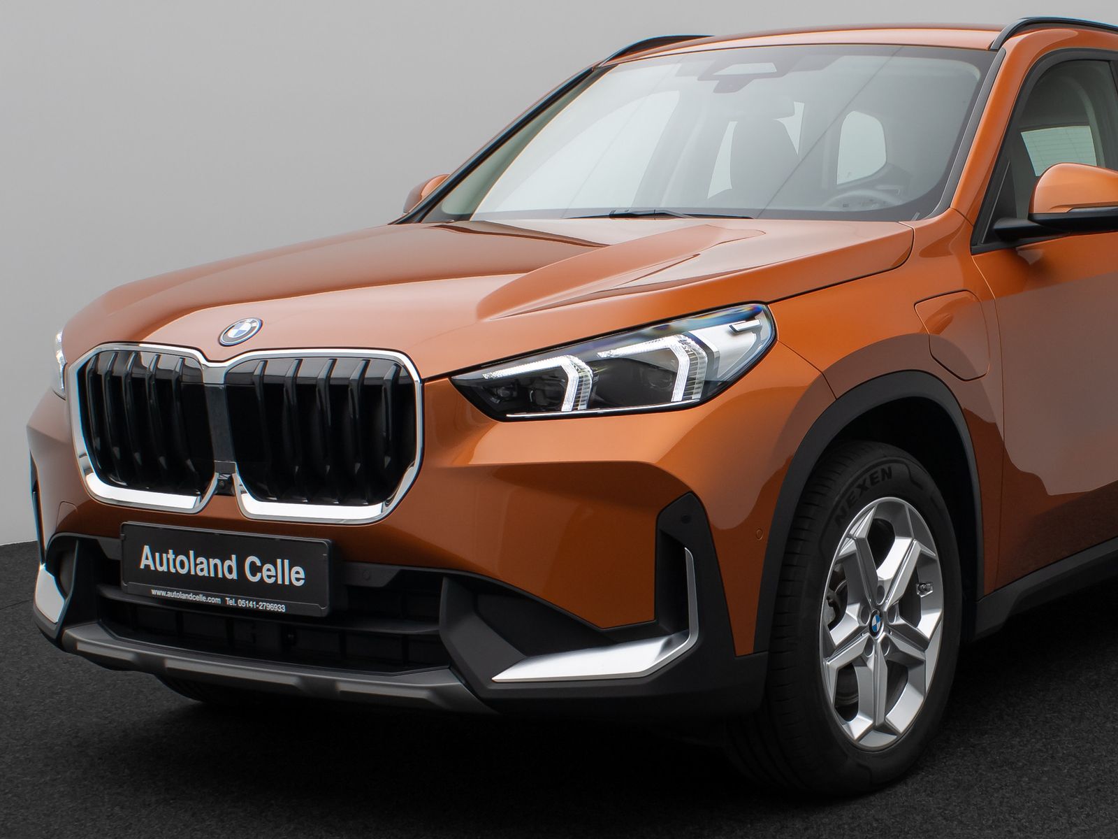 Fahrzeugabbildung BMW X1 xD30e ACC 360°HUD DAB Alarm H/K Sportsitz 18"