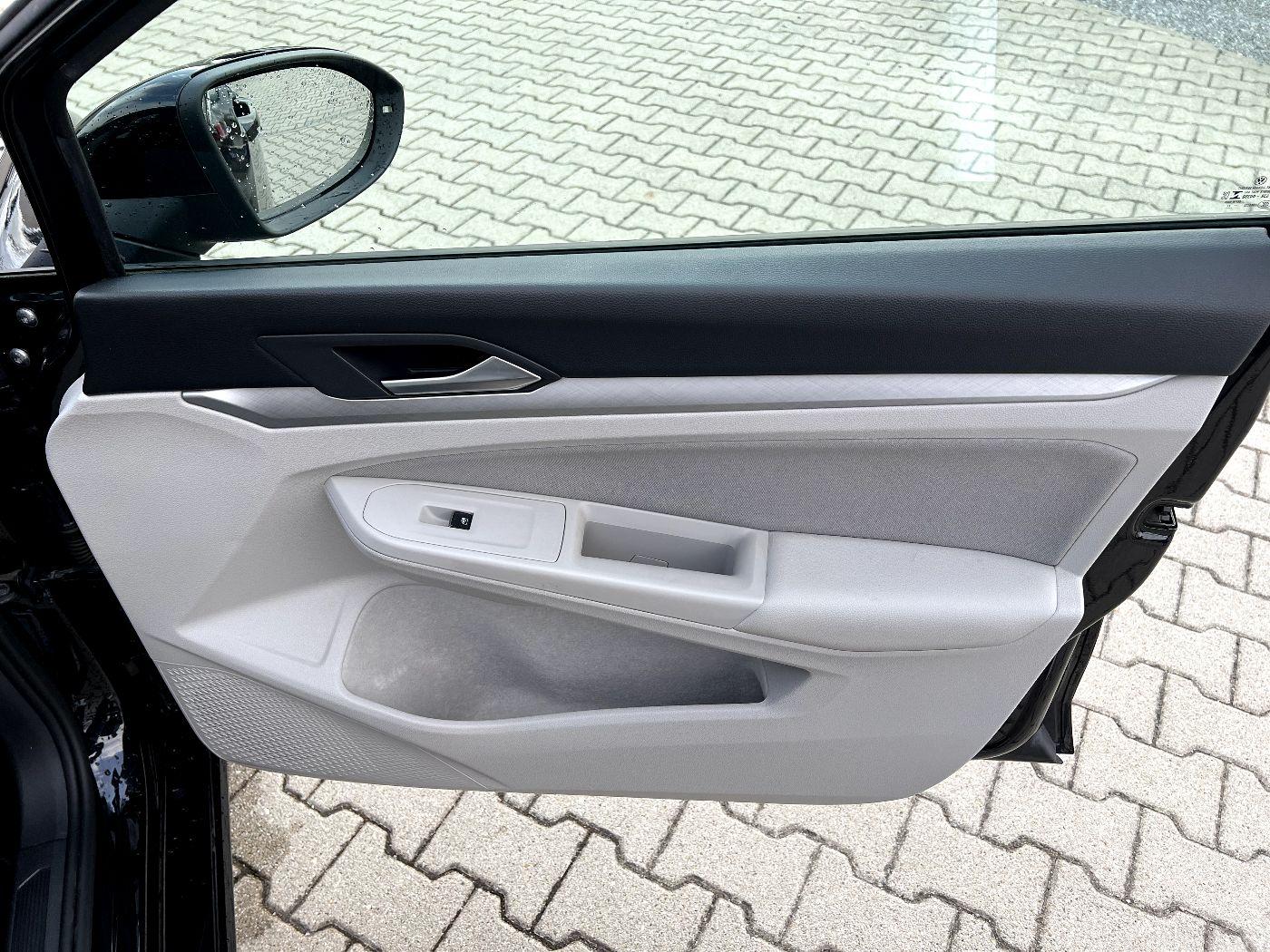 Volkswagen Golf VIII Variant 2.0 TDI Life *LED Navi AHK ACC, миниатюра 20