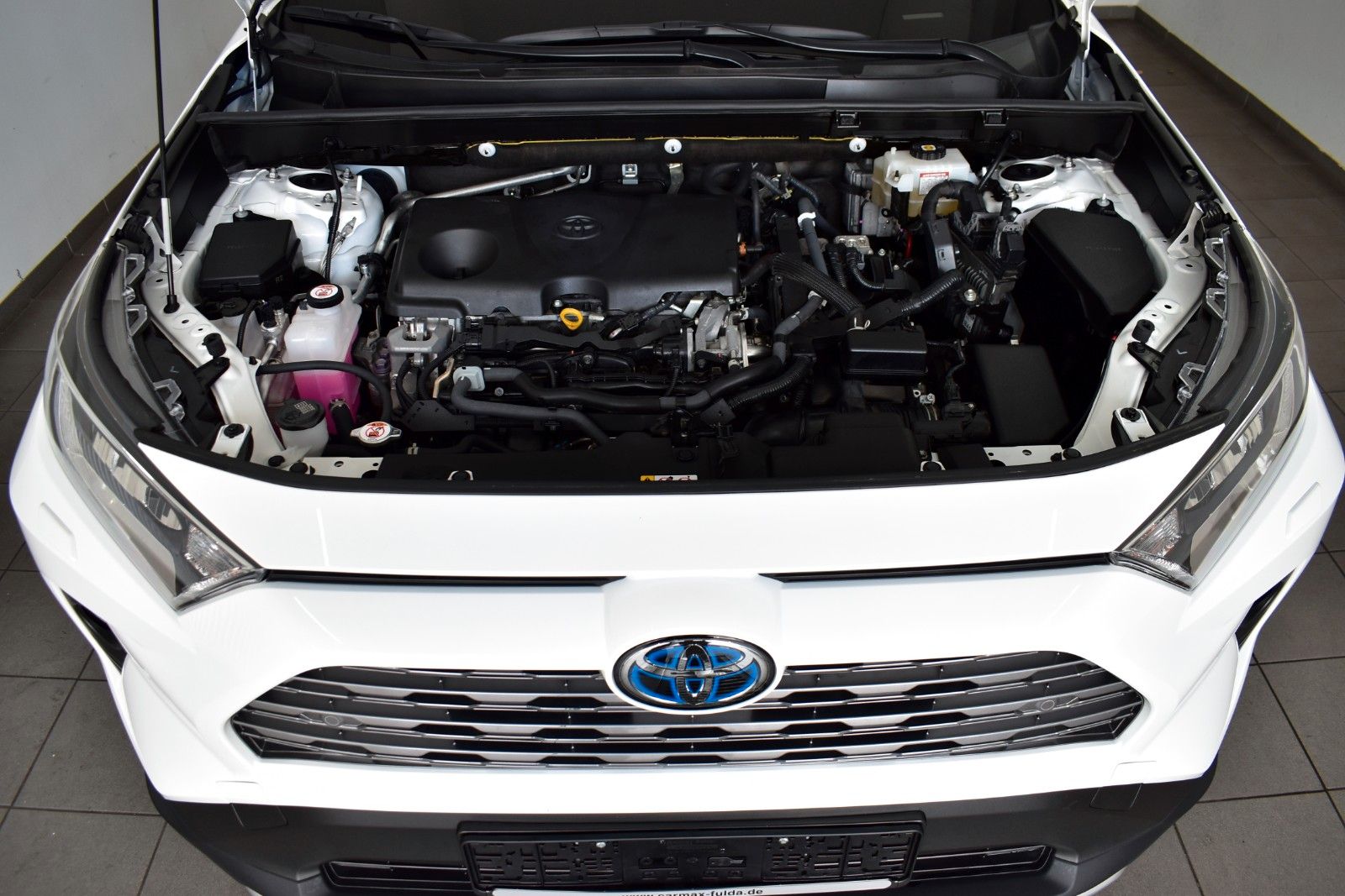 Fahrzeugabbildung Toyota RAV4 Hybrid Team Deutschland Navi,Kamera,SH,LED