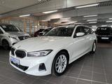 BMW 318 d Touring AHK+SH+PARK+DIS+DRIVING ASSIST - BMW 318 Touring Kombi D Gebrauchtwagen