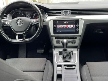 Volkswagen Passat - 7