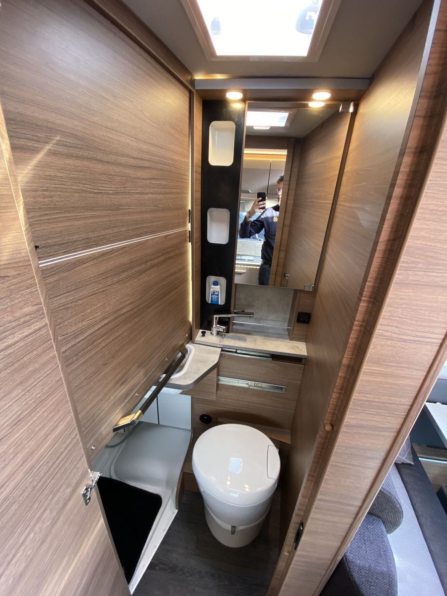Fahrzeugabbildung Knaus Tourer Van VANSATION 500 MQ 3,5 t, Automatik