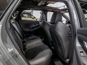 Hyundai i30 1.5 N Line Mild-Hybrid Autobahnassistent