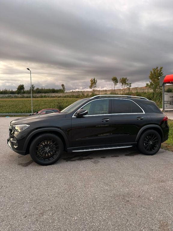 Image of Mercedes-Benz GLE 350