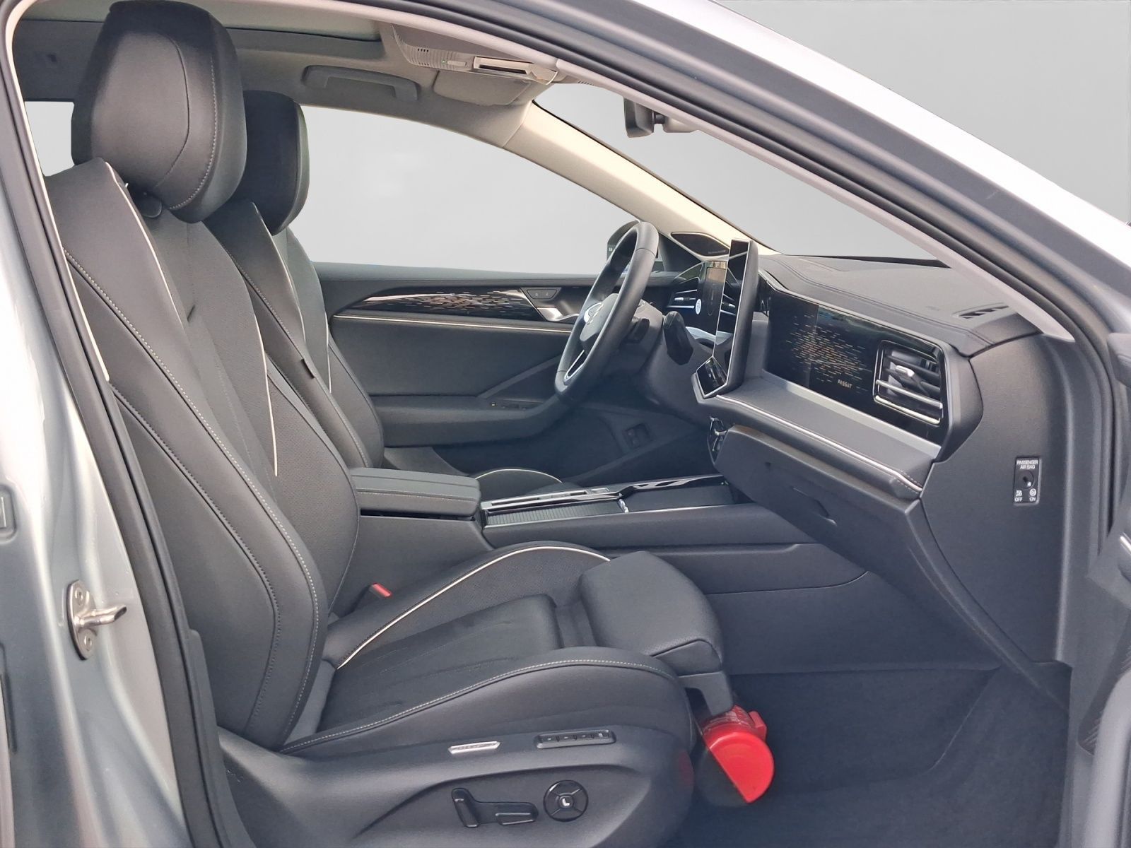 Volkswagen Passat Variant 1.5 eHybrid ELEGANCE PANO AHK foto 4