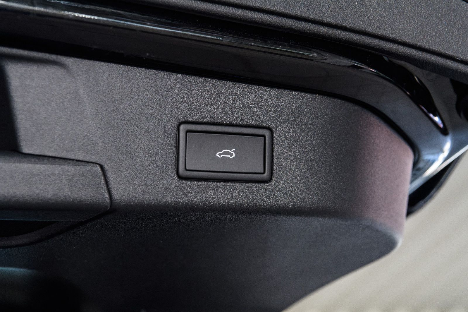 Fahrzeugabbildung Volkswagen ID.4 Pure 125 kW Energy+ACC+360Kamera+Matrix