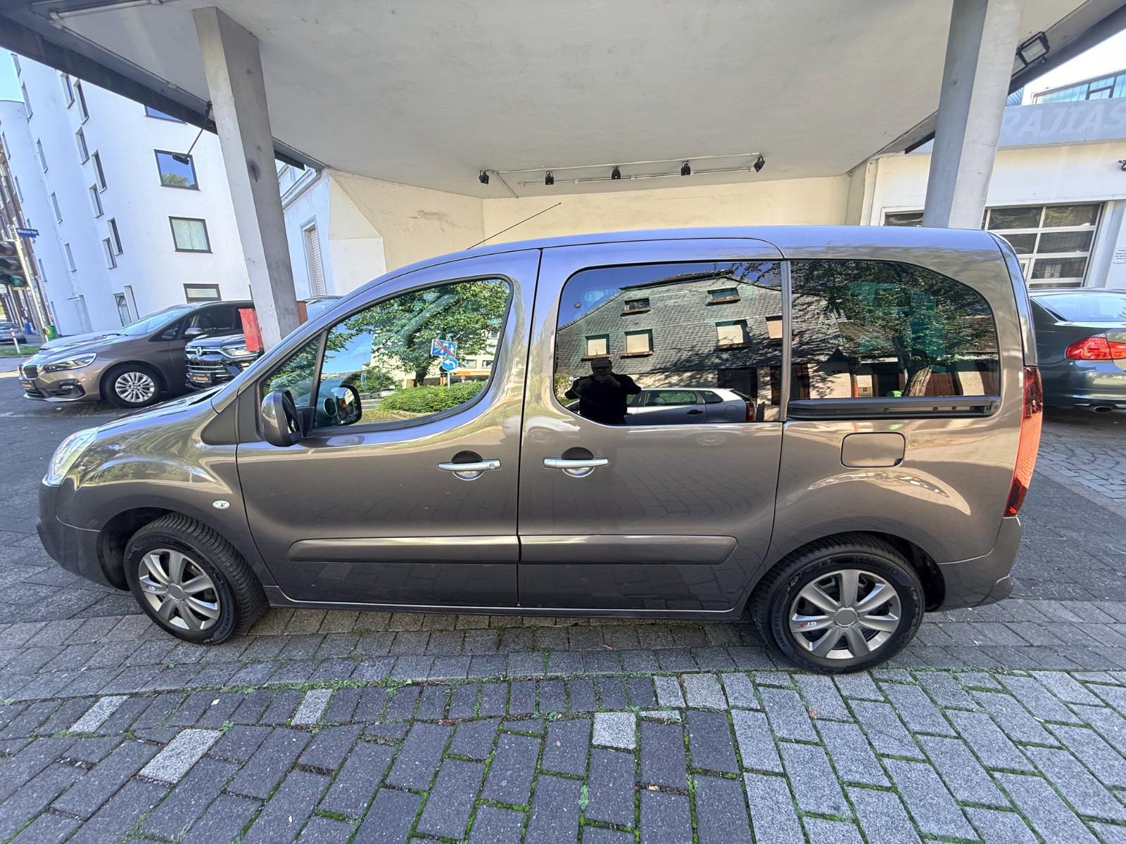Citroën Berlingo Kombi Selection,Klima,AHK, PDC,1. Hand